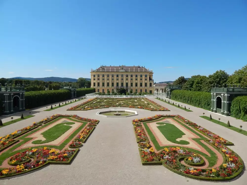 Schonbrunn